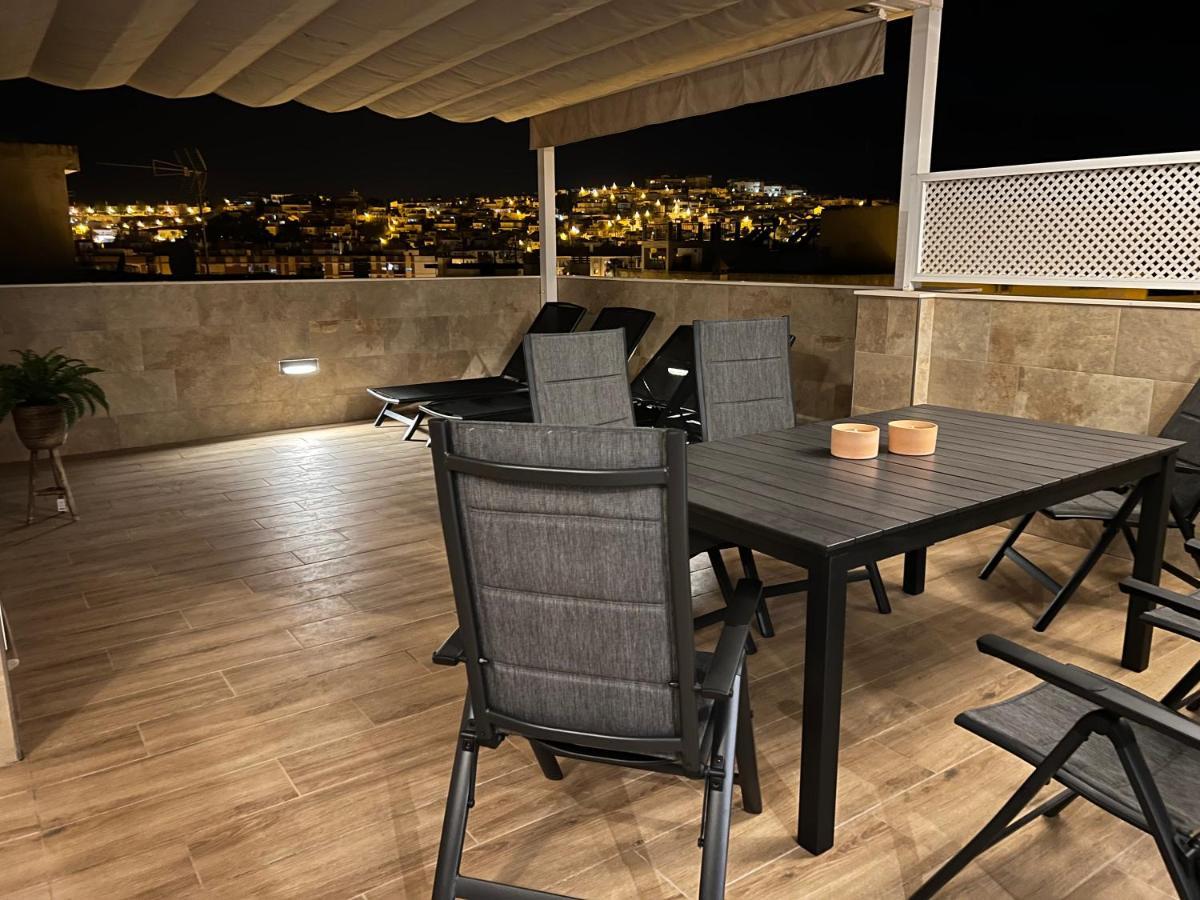 Luxury 190M2 Amplio Apartamento Moderno Con Terraza En La Azotea De 50M2 Junto A La Playa, En El Centro De Torre Del Mar, Malaga, Modern Large Apartment With 50M2 Roof Terrace By The Beach, Right In The Center Of Torre Del Mar, Malaga מראה חיצוני תמונה