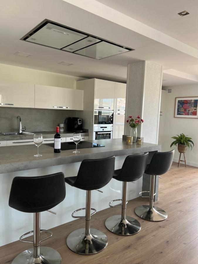 Luxury 190M2 Amplio Apartamento Moderno Con Terraza En La Azotea De 50M2 Junto A La Playa, En El Centro De Torre Del Mar, Malaga, Modern Large Apartment With 50M2 Roof Terrace By The Beach, Right In The Center Of Torre Del Mar, Malaga מראה חיצוני תמונה