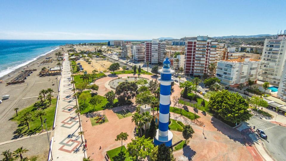 Luxury 190M2 Amplio Apartamento Moderno Con Terraza En La Azotea De 50M2 Junto A La Playa, En El Centro De Torre Del Mar, Malaga, Modern Large Apartment With 50M2 Roof Terrace By The Beach, Right In The Center Of Torre Del Mar, Malaga מראה חיצוני תמונה