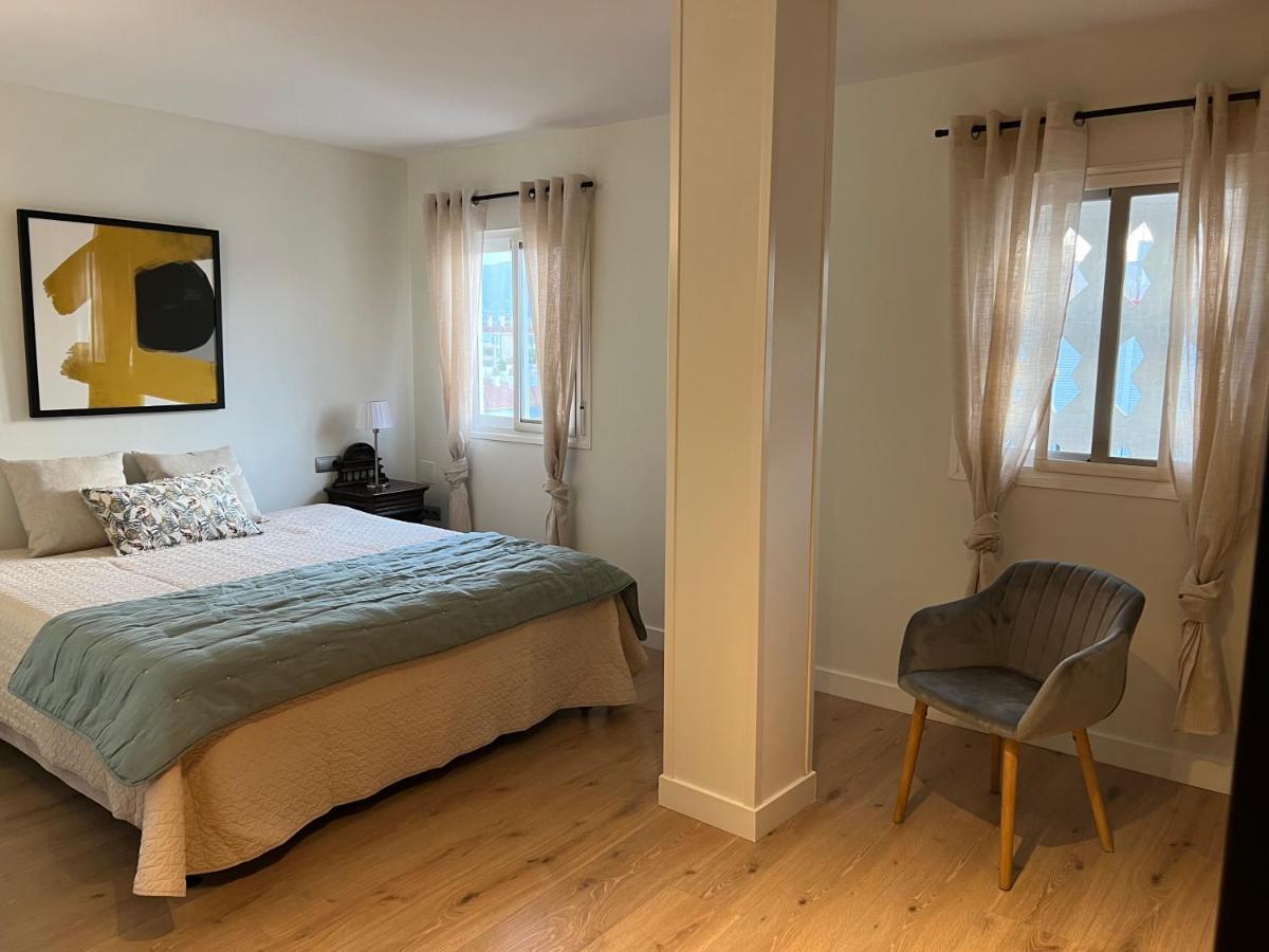 Luxury 190M2 Amplio Apartamento Moderno Con Terraza En La Azotea De 50M2 Junto A La Playa, En El Centro De Torre Del Mar, Malaga, Modern Large Apartment With 50M2 Roof Terrace By The Beach, Right In The Center Of Torre Del Mar, Malaga מראה חיצוני תמונה